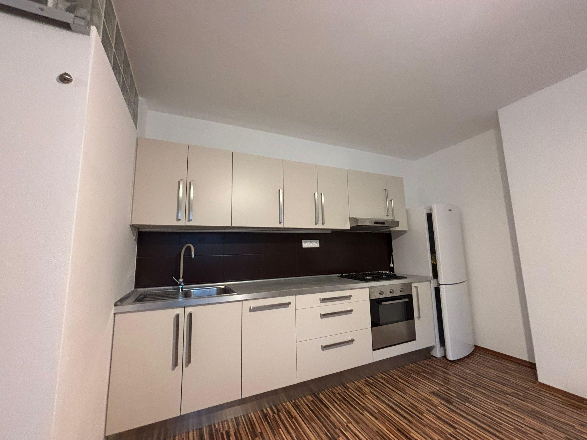 Prenájom príjemný 2izb byt BA 1 pri Horskom parku