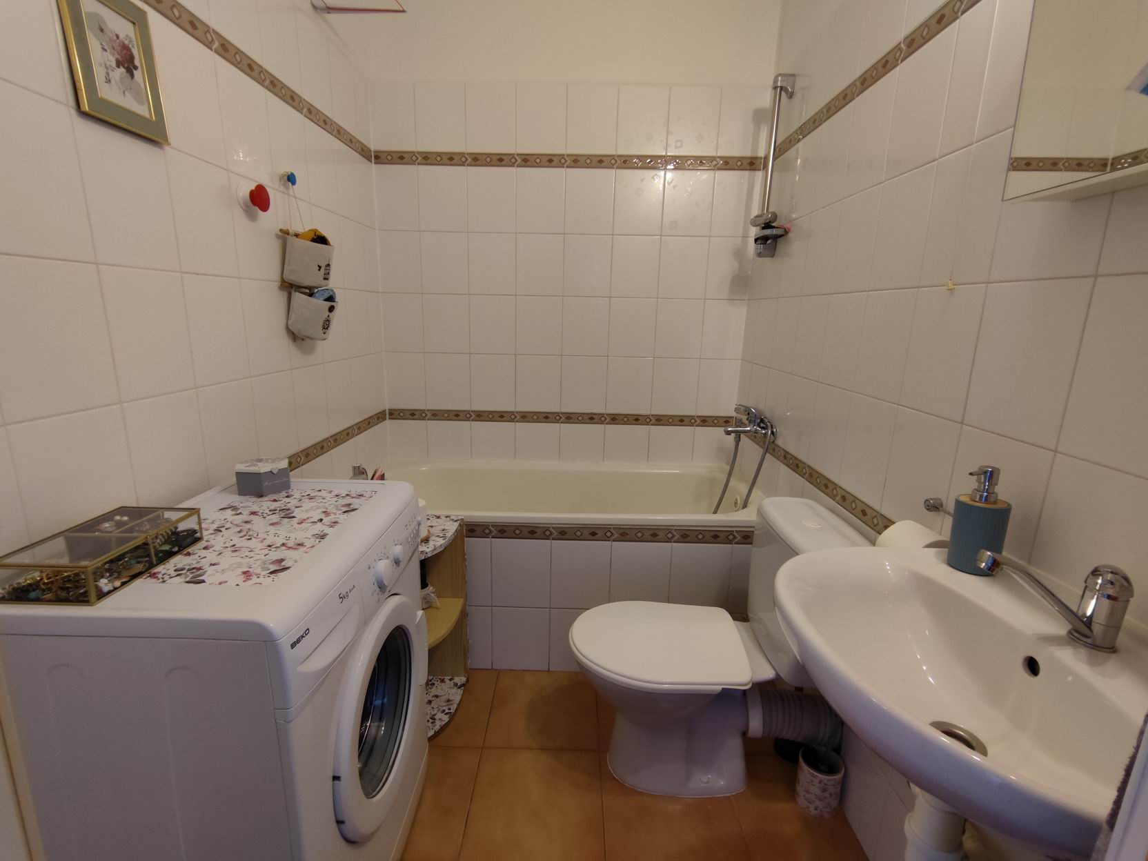 Prenájom veľký zariadený 1 izb. byt v Bratislave