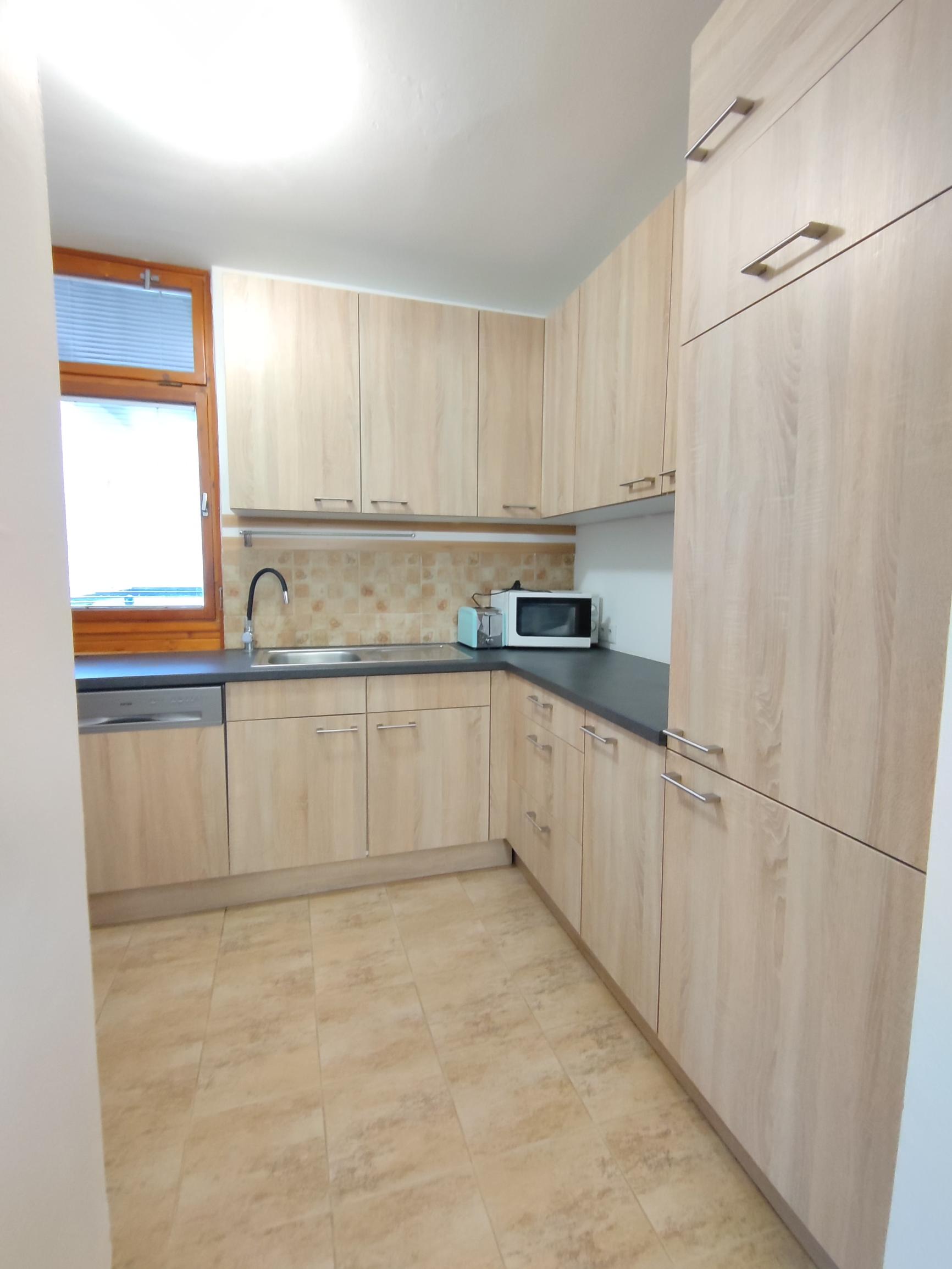 Prenájom 2 izb bytu v centre BA pri hrade