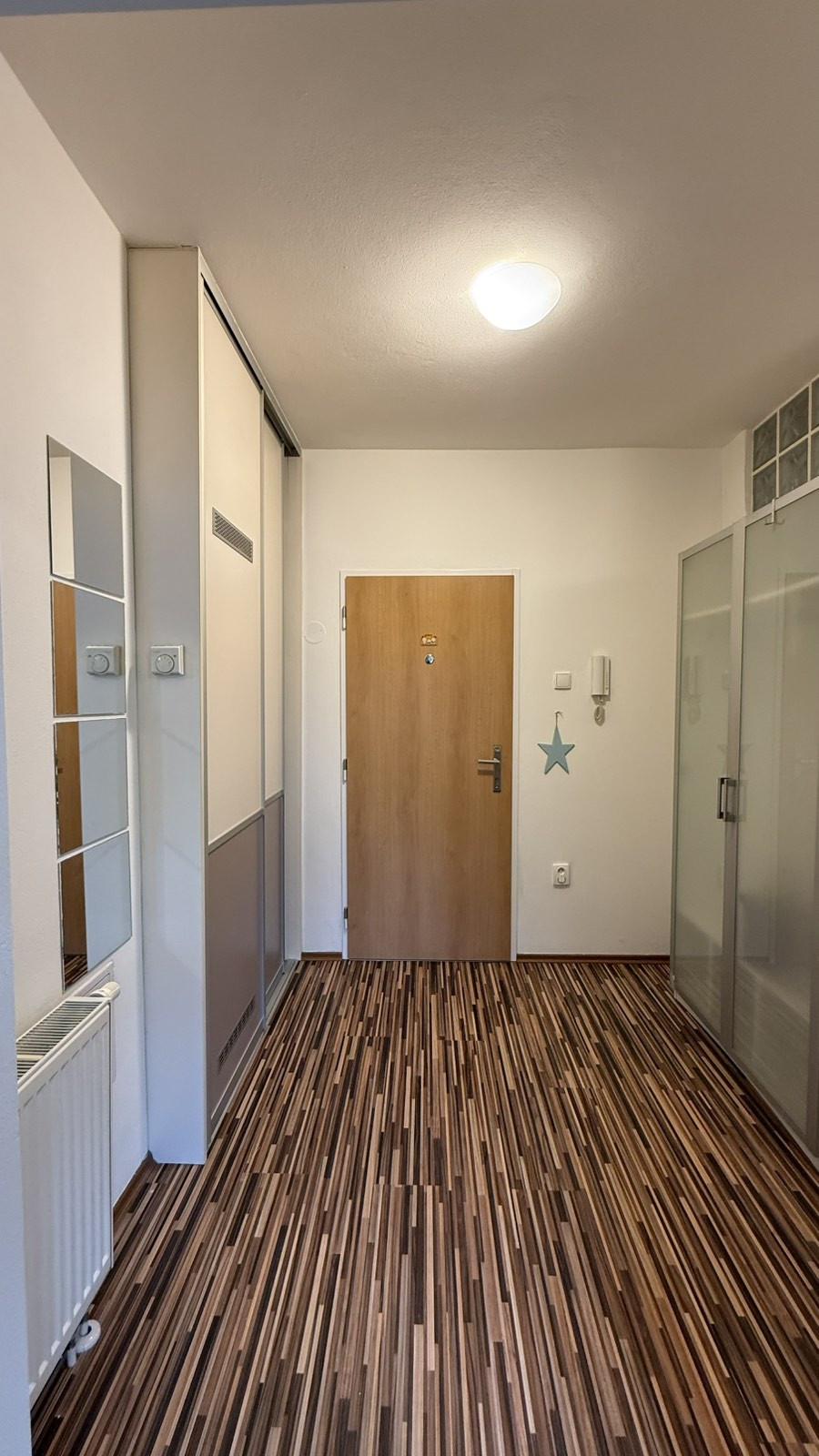 Prenájom príjemný 2izb byt BA 1 pri Horskom parku