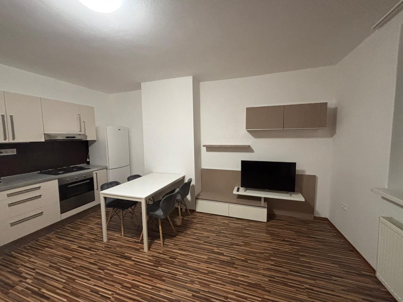 Prenájom príjemný 2izb byt BA 1 pri Horskom parku