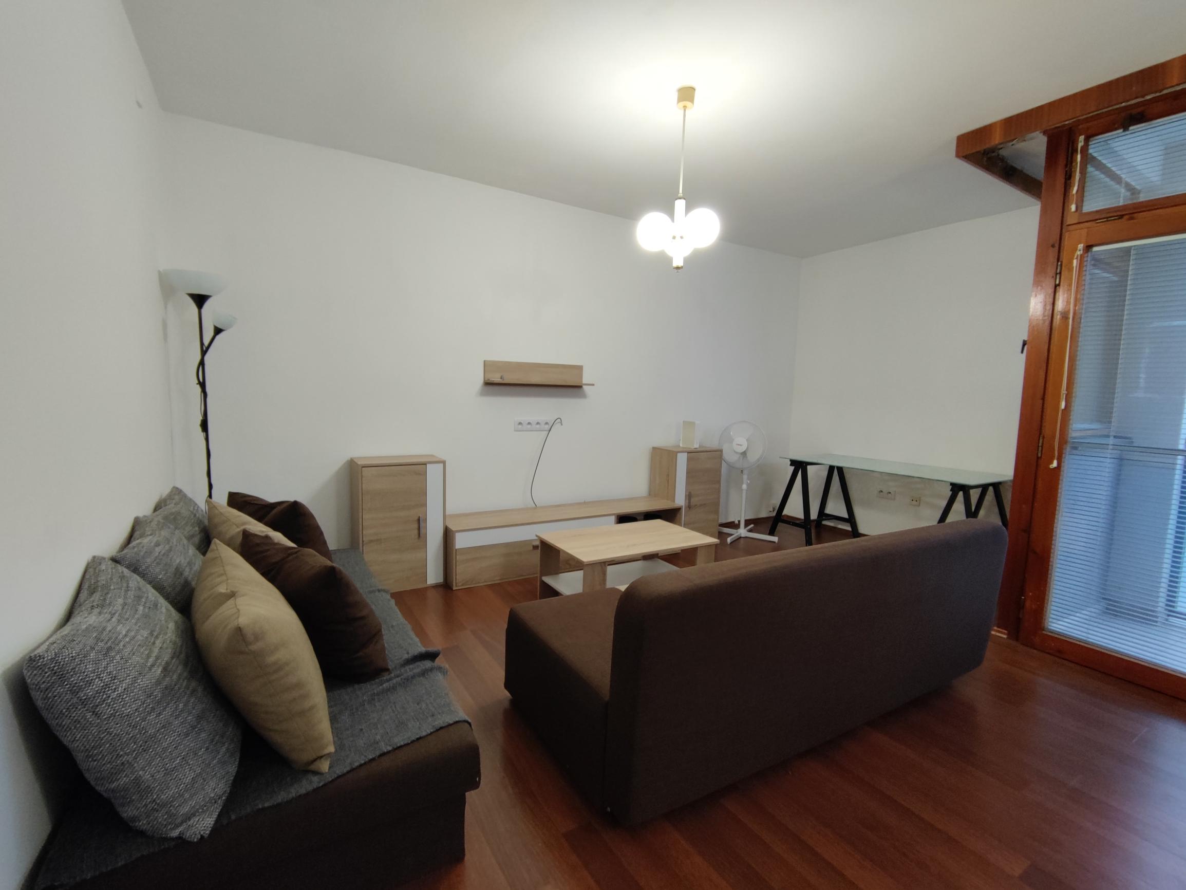 Prenájom 2 izb bytu v centre BA pri hrade