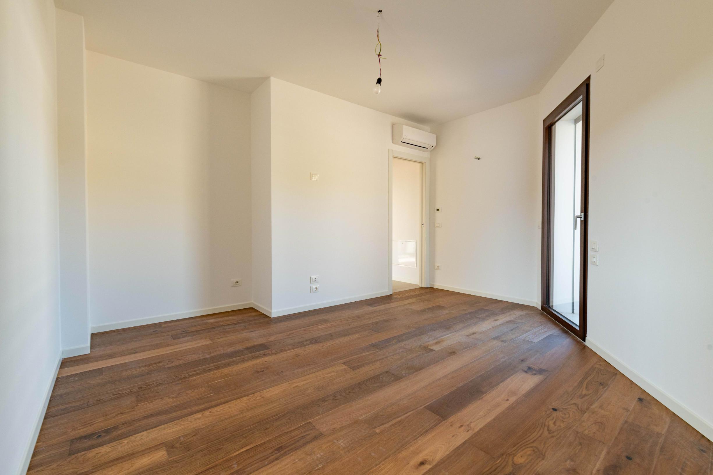 Predaj 2 izbových výnimočných apartmánov Taliansko Garda