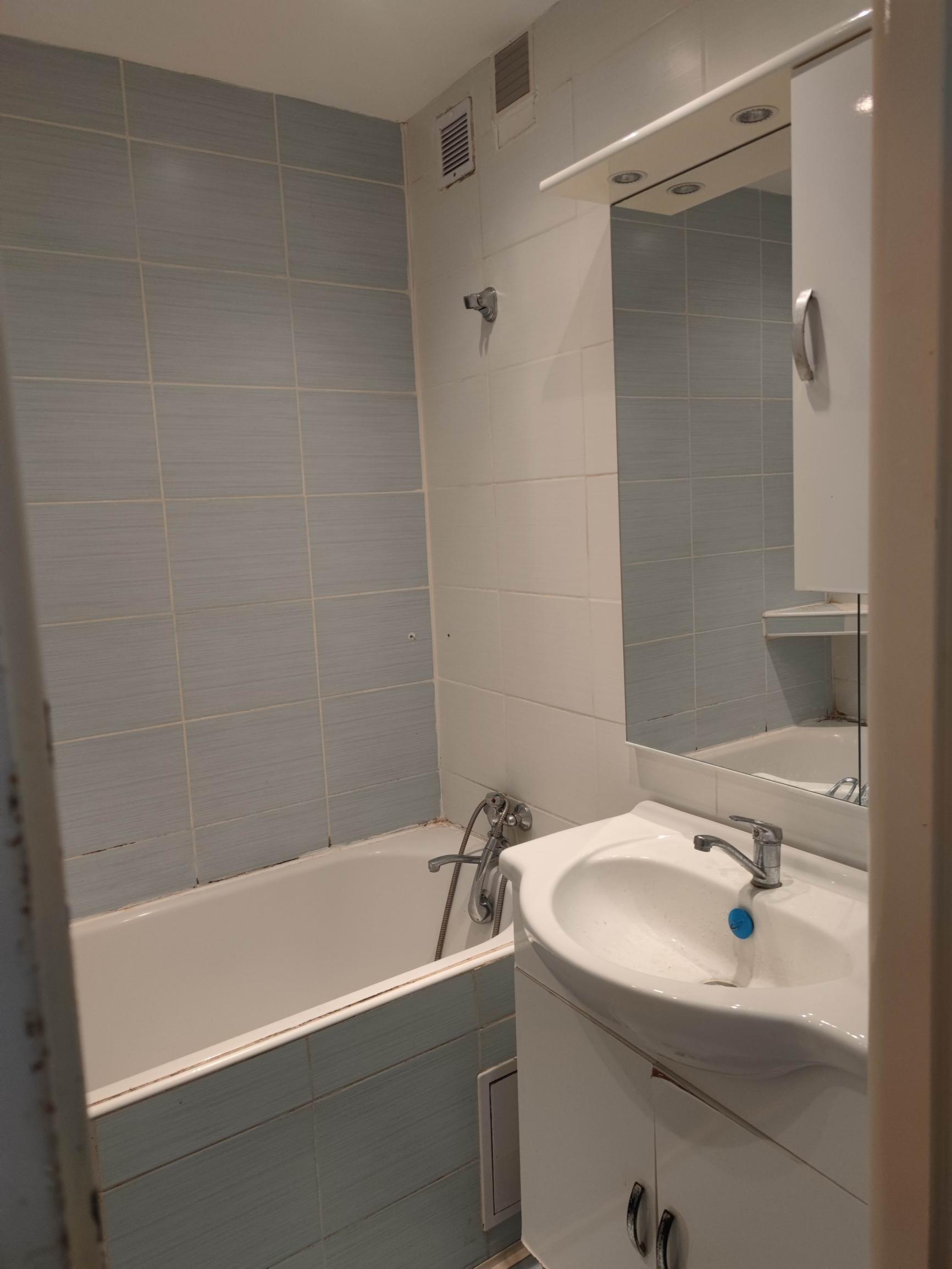 Predaj 3 izb byt Nové Zámky