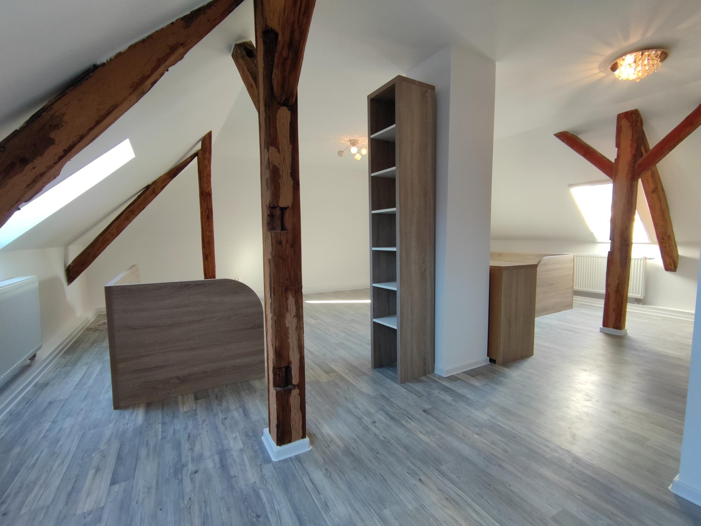 Predaj rodinného domu 180m2+záhrada - Bratislava II