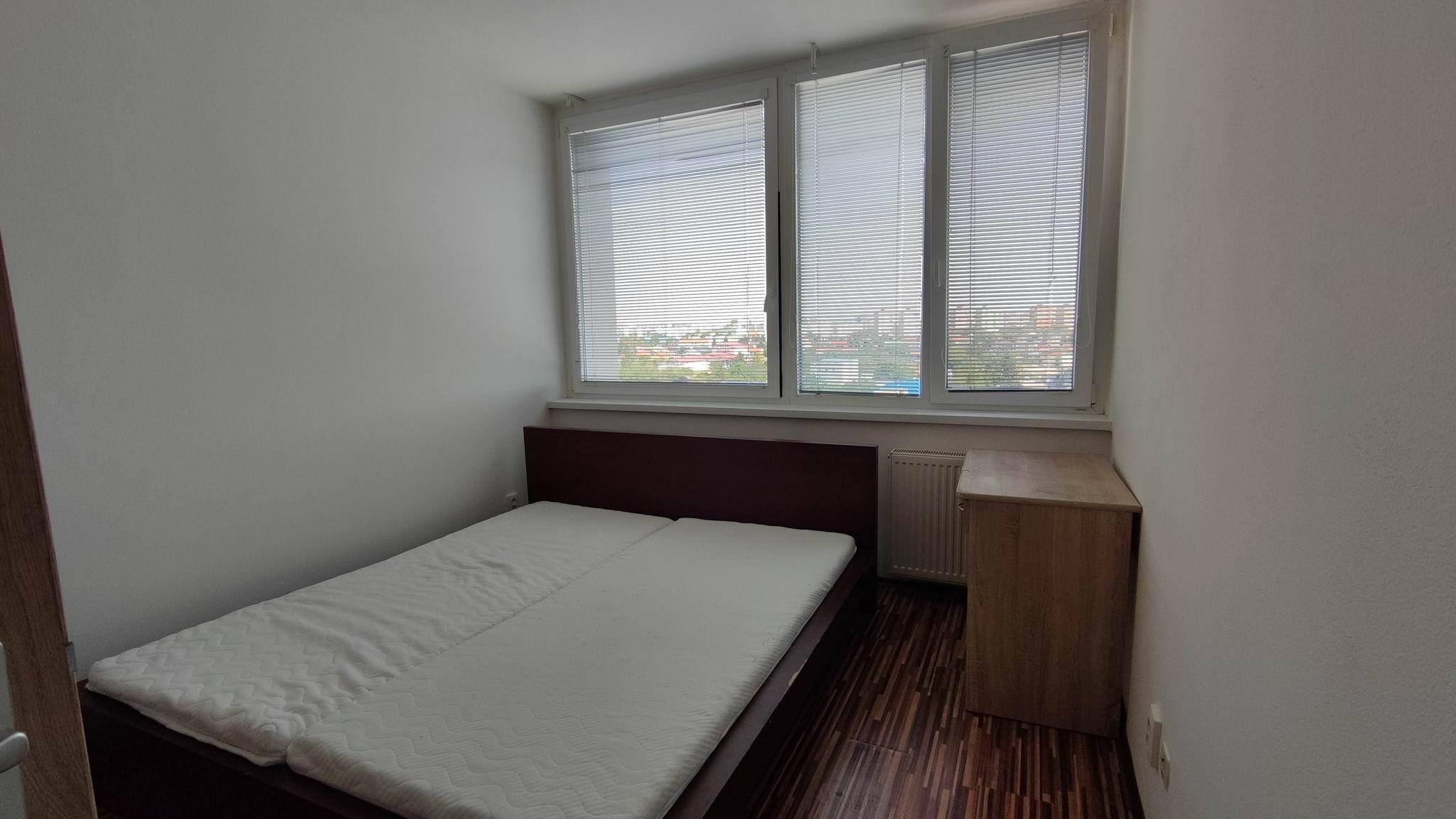 Prenájom 2izb byt - BA - Zavodna ul., BA II