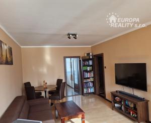 Na predaj 3-izbový byt, Podunajské Biskupice, Latorická ulica