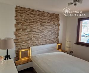 Na predaj 3-izbový byt, Podunajské Biskupice, Latorická ulica