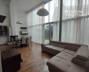 PRENÁJOM krásny 4izb rodinný dom, BA III Rubínová ul.