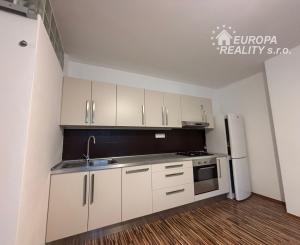 Prenájom príjemný 2izb byt BA 1 pri Horskom parku