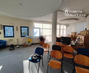 Predaj polyfunkčný objekt – BA - Rača