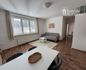 Prenájom príjemný 2izb byt BA Centrum pri Horskom parku