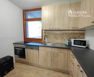 Prenájom 2 izb bytu v centre BA pri hrade