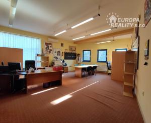 Predaj polyfunkčný objekt – BA - Rača