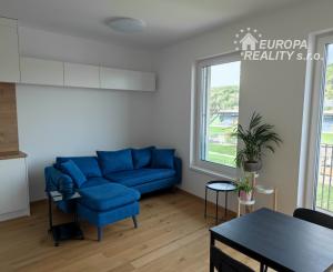 Prenájom 2 izb apartmán s parkovaním v novostavbe – BA Dubravka