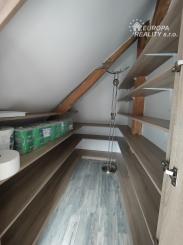 Predaj rodinného domu 180m2+záhrada - Bratislava II