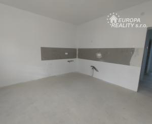 Predaj rodinného domu 180m2+záhrada - Bratislava II