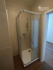 Prenájom 1 izb luxusného bytu v Novostavbe, SLNECNICE-MESTO