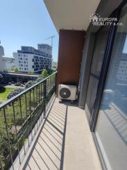 Prenájom 1 izb luxusného bytu v Novostavbe, SLNECNICE-MESTO