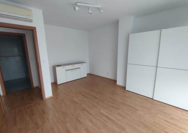 PRENÁJOM krásny 4izb rodinný dom, BA III Rubínová ul.