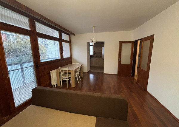 Prenájom príjemného 2 izb bytu v centre BA (pri HRADE)