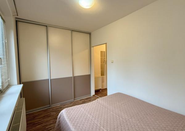 Prenájom príjemný 2izb byt BA 1 pri Horskom parku