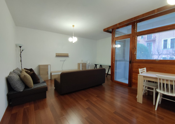 Prenájom 2 izb bytu v centre BA pri hrade