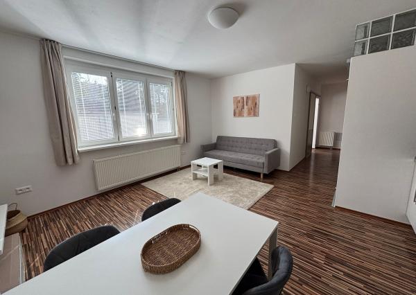 Prenájom príjemný 2izb byt BA Centrum pri Horskom parku