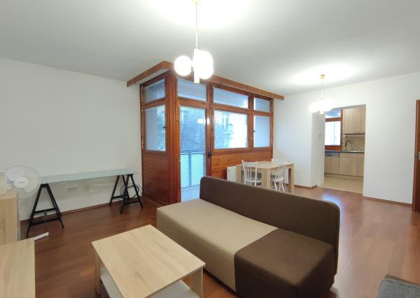 Prenájom 2 izb bytu v centre BA pri hrade