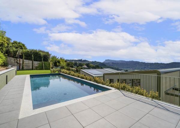 Predaj 2 izbových výnimočných apartmánov Taliansko Garda