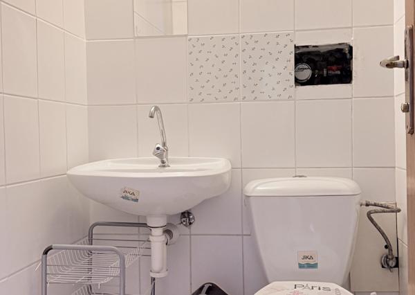 Predaj priestranný 3 izb podkrovný byt s krbom a garážou