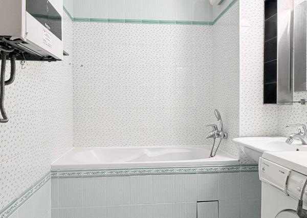 Predaj priestranný 3 izb podkrovný byt s krbom a garážou