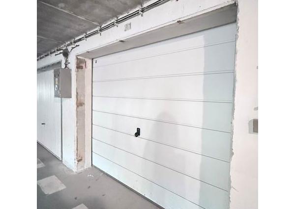 Predaj priestranný 3 izb podkrovný byt s krbom a garážou