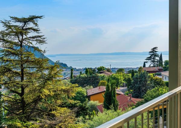 Predaj 2 izbových výnimočných apartmánov Taliansko Garda