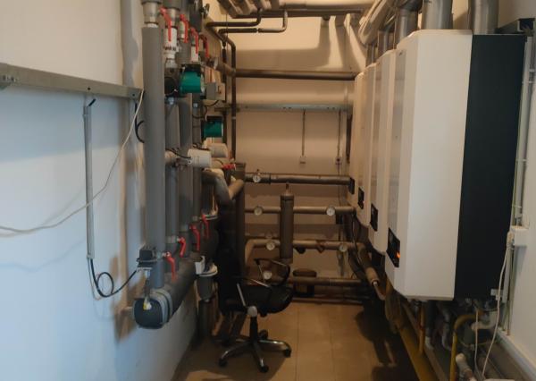 Predaj budovy pre obchod a služby centrum Senice