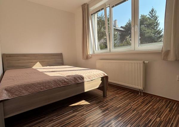 Prenájom príjemný 2izb byt BA Centrum pri Horskom parku