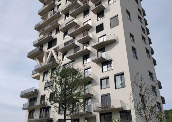 Prenájom 2 izb apartmán s parkovaním v novostavbe – BA Dubravka