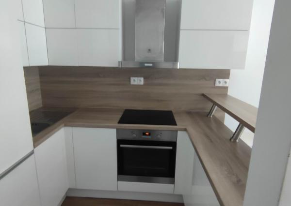 Prenájom 1 izb luxusného bytu v Novostavbe, SLNECNICE-MESTO
