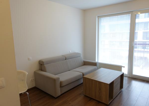 Prenájom 1 izb luxusného bytu v Novostavbe, SLNECNICE-MESTO