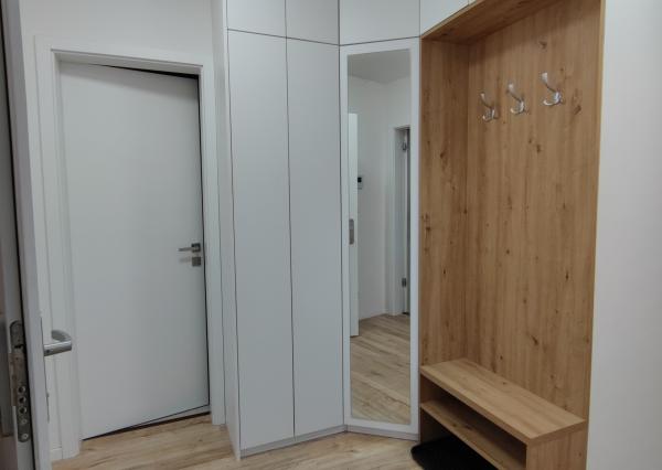 Prenájom 2 izb bytu s parkovaním a šatníkom NIVY - NOVOSTAVBA