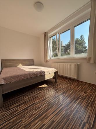 Prenájom príjemný 2izb byt BA Centrum pri Horskom parku - fotografia 9
