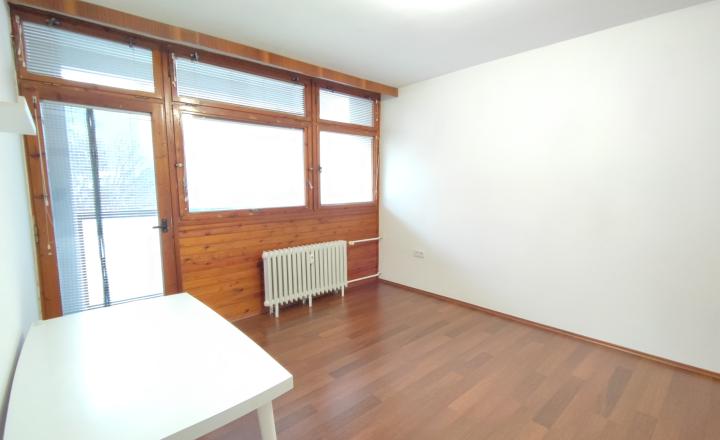 Prenájom 2 izb bytu v centre BA pri hrade - fotografia 8