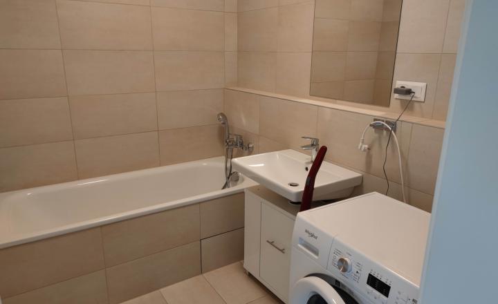 Prenájom 2 izb apartmán s parkovaním v novostavbe – BA Dubravka - fotografia 7